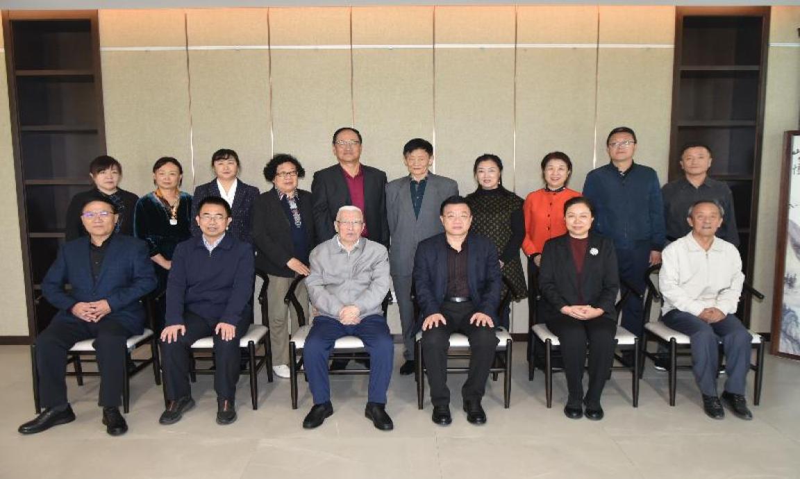省老年大学召开“庆祝日新诗社成立二十周年”座谈会